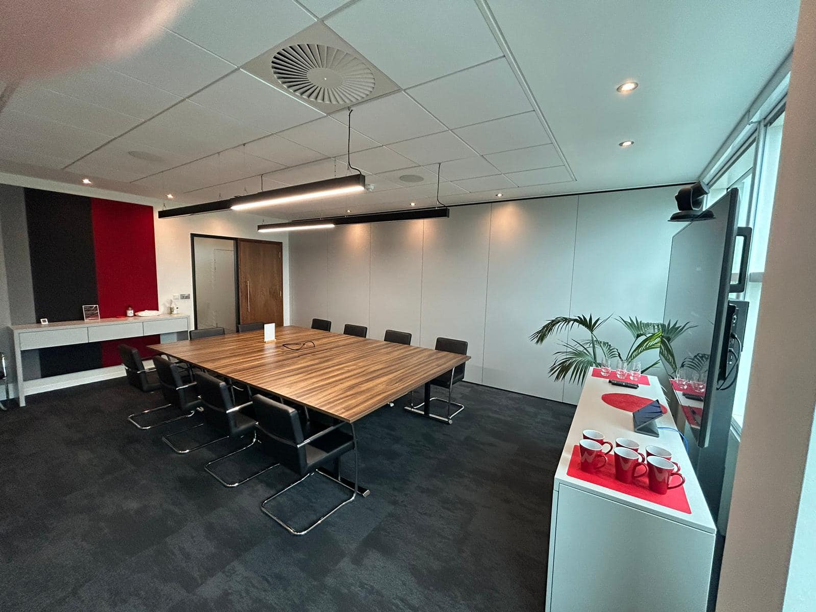 Commercial movable wall installation in North London