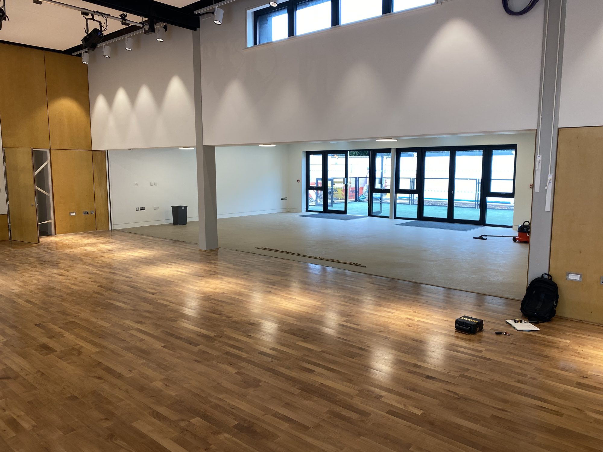 Movable wall system Essex