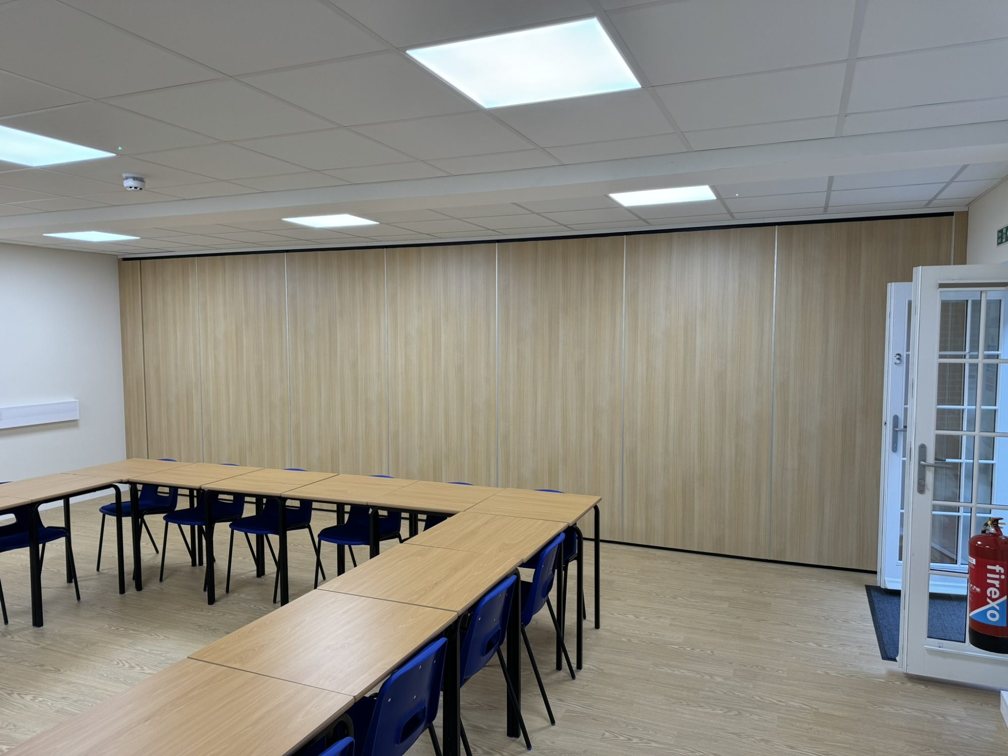 Acoustic wall Central London