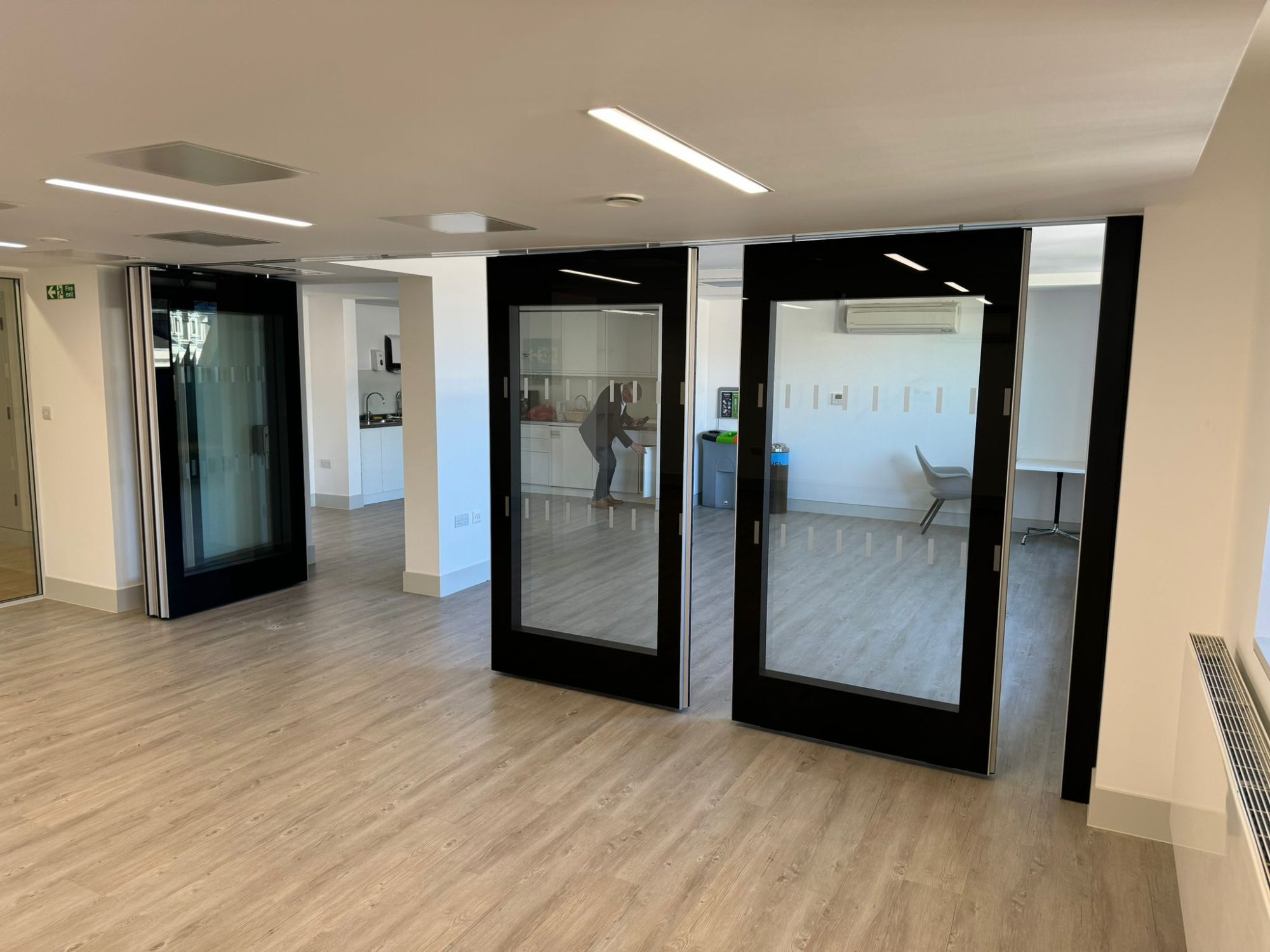 Acoustic glass partition Central London